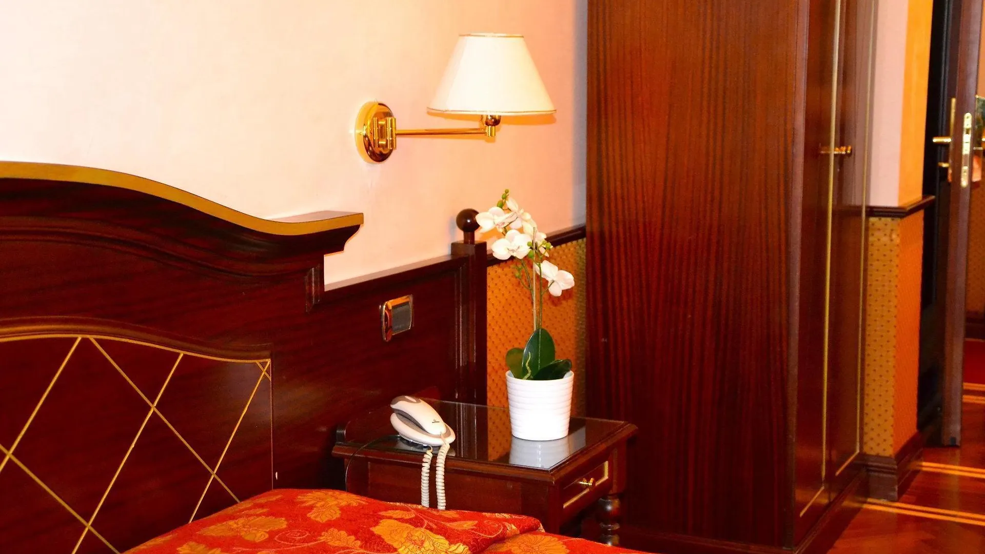 Hotel Invictus Řím