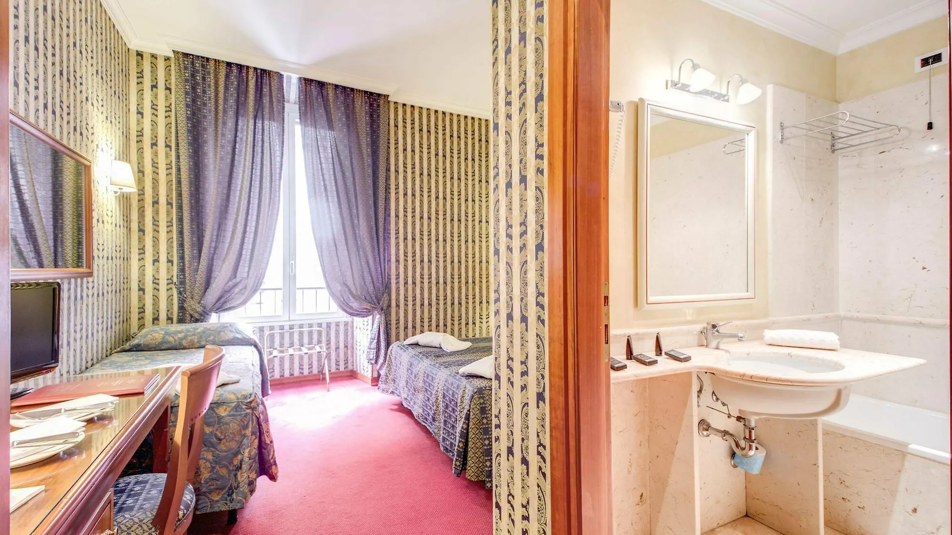 Hotel Invictus Rome